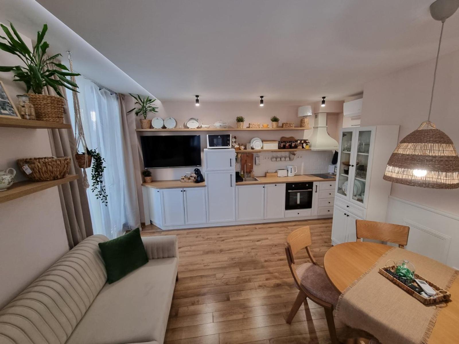 Apartment Polina - 2Bd Next To Sea Garden Βάρνα Εξωτερικό φωτογραφία