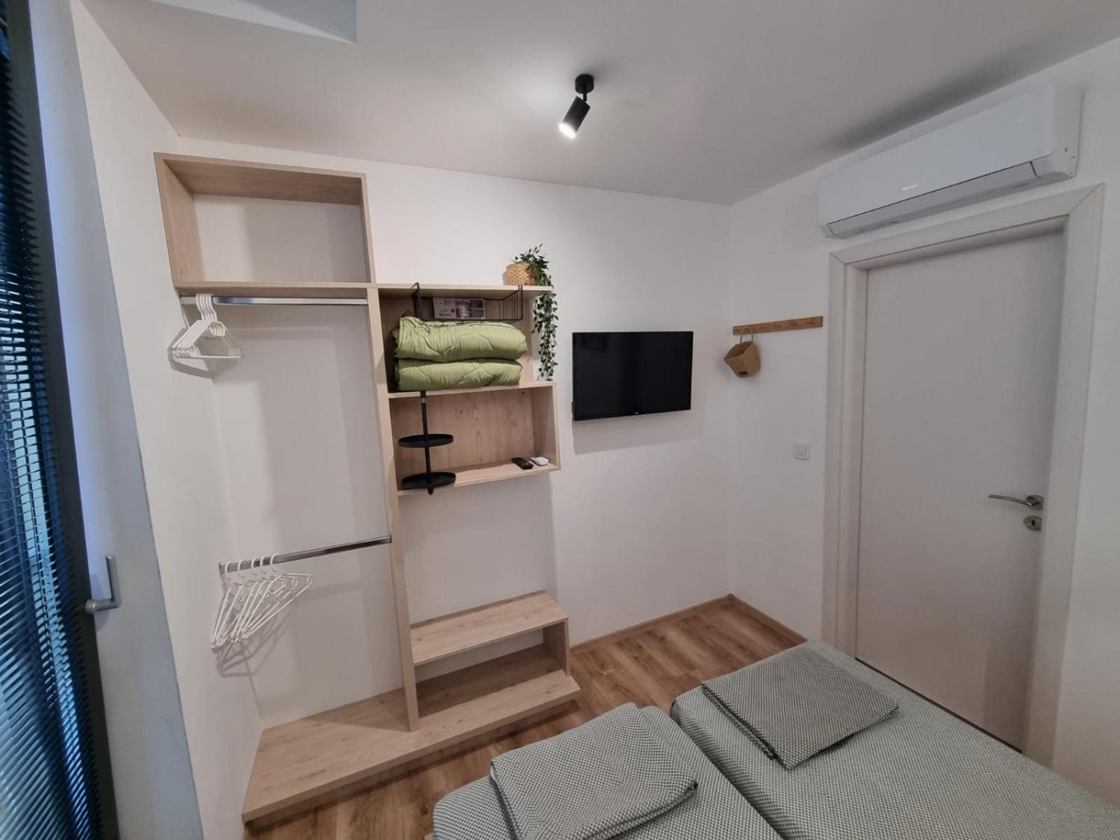 Apartment Polina - 2Bd Next To Sea Garden Βάρνα Εξωτερικό φωτογραφία